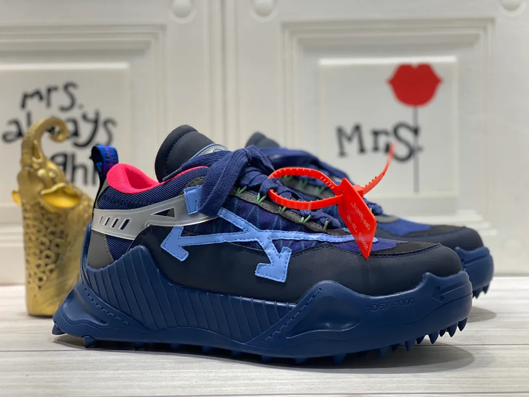 Men's Men's Shoes💰480🌼【New Style】High-end Boutique-🤷‍♂🤷‍♂OFF-WHITE x Air Jordan 】1 The joint shoe has been highly concerned by everyone since its design. The new shoe is shown in the popular Chicago bull white and yellow LOGO color scheme. The shoe body is made of cowhide, cow suede, and other materials. In addition to the X hidden on the inside of the leather, the oversized Swoosh, OFF-WHITE for Nike, Air Jordan 1 birth information and AIR are displayed on both sides of the shoe. The iconic details of OFF-WHITE can be seen on the sole and insole. You can choose a pair if you like the style. Code: 39-44 (45 can be customized